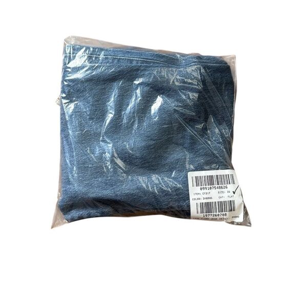 NWT J CREW High-rise flare jean in “Lexi Kay Wash” medium wash - Picture 8 of 8